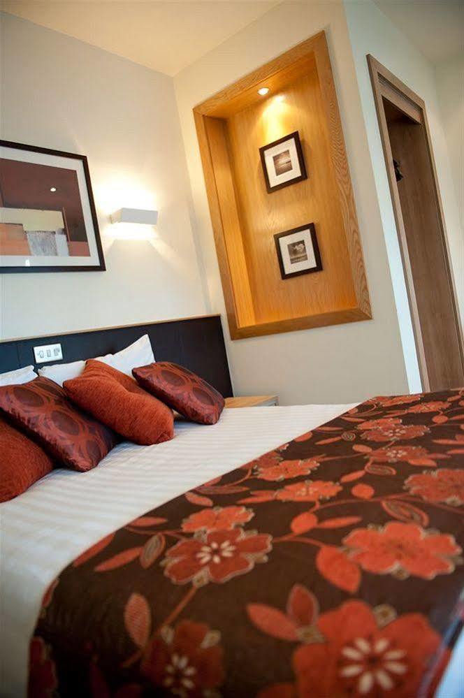 Strangford Arms Hotel Newtownards Buitenkant foto