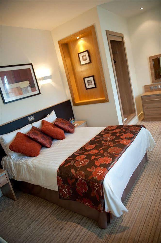 Strangford Arms Hotel Newtownards Buitenkant foto